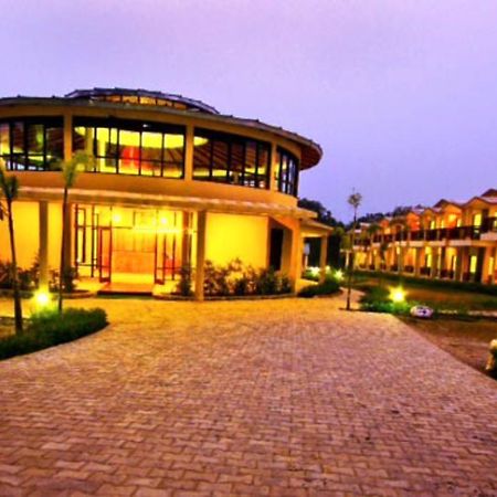 Corbett Rattan Hotel Garjia Exterior photo